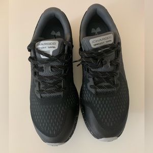Men's UA Charged Bandit Trail Running Shoes brand new no box